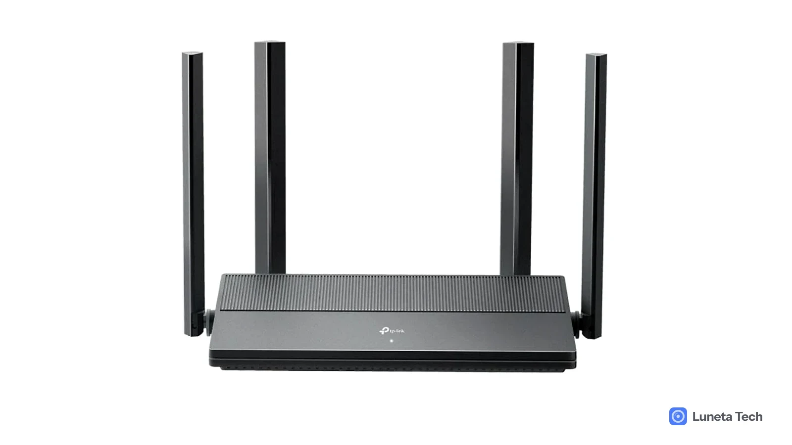 TP-Link EX1500: Roteador preto com quatro antenas verticais, visto de frente, em fundo branco